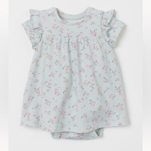 💙3 for $15 H&M baby girl ruffle trimmed short sleeve cotton blue floral dress